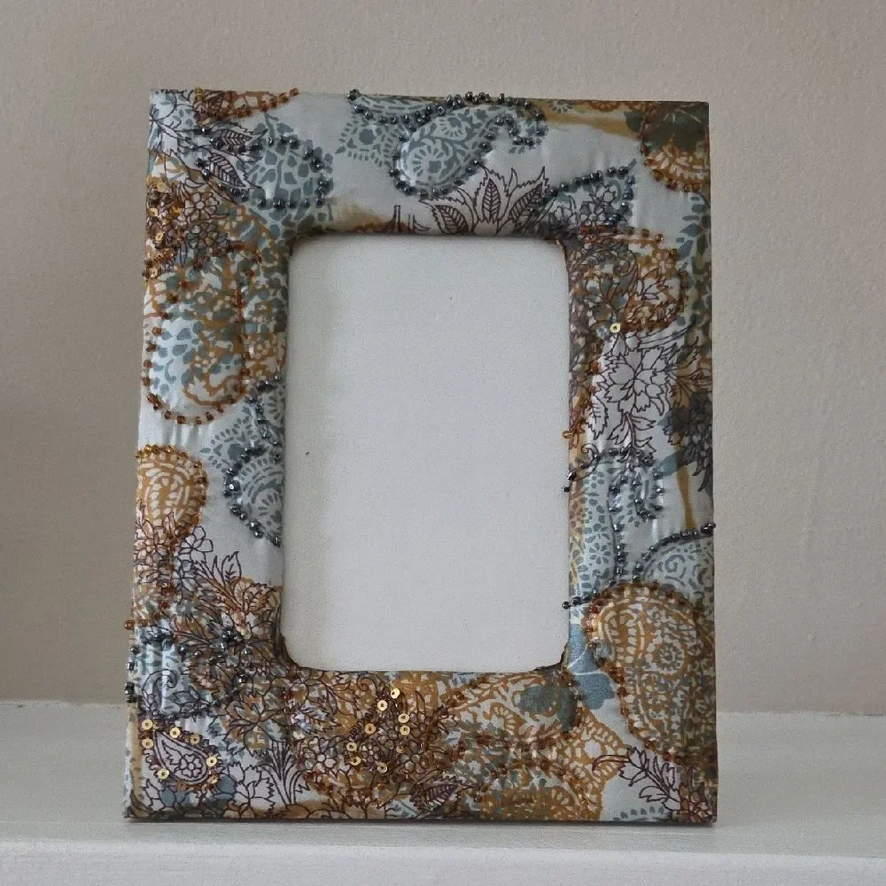 Decorative Sequin Paisley Photo Frame